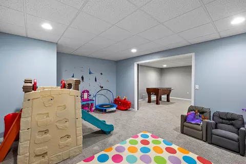 49841 Golden Gate Dr, Macomb, MI 48044 photo 25