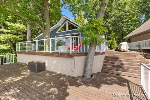 2567 Spring Grove Rd, Stanton, MI 48888