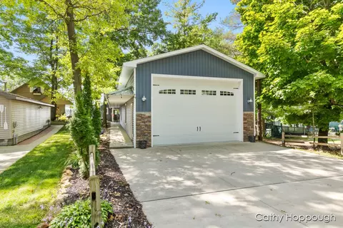 2567 Spring Grove Rd, Stanton, MI 48888 photo 5