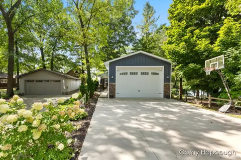 2567 Spring Grove Rd, Stanton, MI 48888 photo 3
