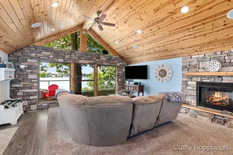 2567 Spring Grove Rd, Stanton, MI 48888 photo 11