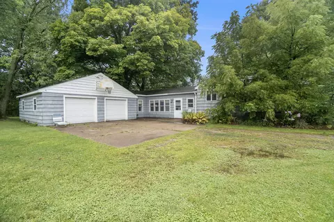 72341 M-43 Hwy, South Haven, MI 49090