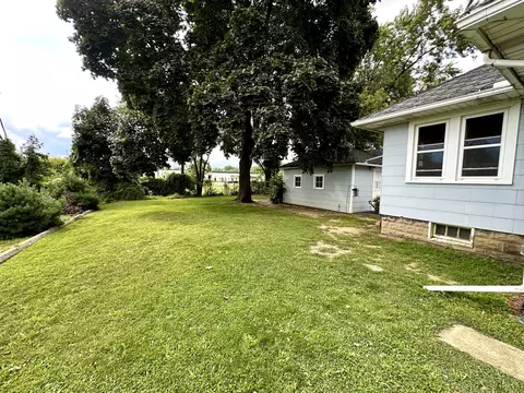 702 N Wisner St, Jackson, MI 49202 photo 3