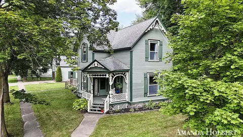 200 E Pearl St, Greenville, MI 48838