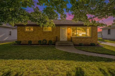 4262 Illinois Ave SW, Wyoming, MI 49509