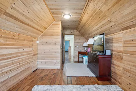 Entry Way - 10379 Preston Rd, Britton, MI 49229 photo 6 of 6