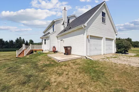 Exterior - 10379 Preston Rd, Britton, MI 49229 photo 13 of 14