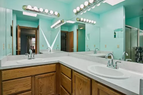 Bath - 10379 Preston Rd, Britton, MI 49229 photo 2 of 7