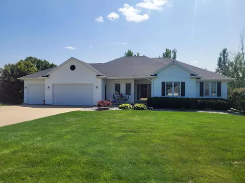 6650 Twin Springs Ct, Rockford, MI 49341