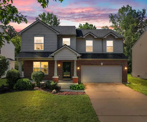 600 Honeysuckle Ln, Milan, MI 48160