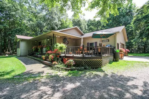 10960 Floating Bridge Rd, Marcellus, MI 49067 photo 2