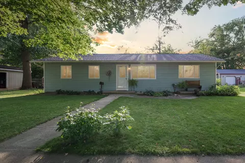121 West St, Bellevue, MI 49021
