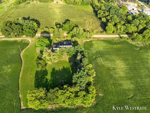 1725 Kellogg Rd, Ionia, MI 48846 photo 36