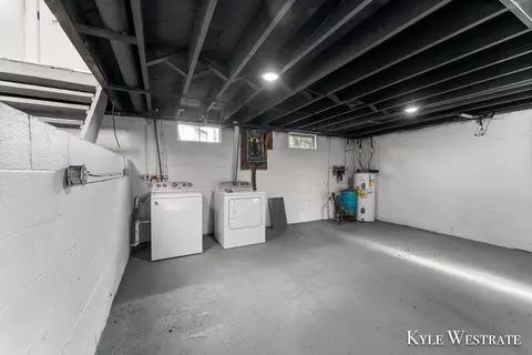 1725 Kellogg Rd, Ionia, MI 48846 photo 23