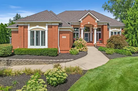 4180 Mallards Lndg, Highland, MI 48357