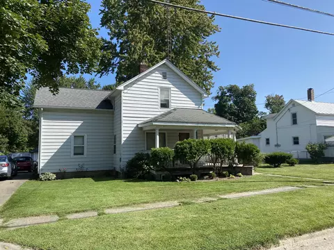 44 Henry St, Coldwater, MI 49036