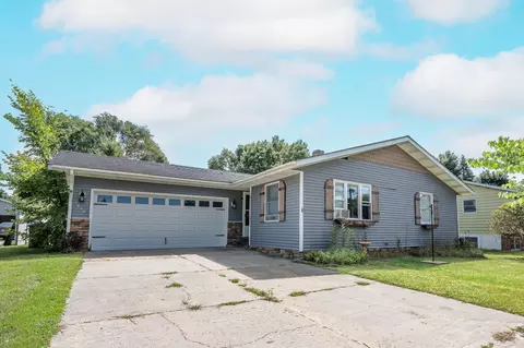 1008 Loudon St, Big Rapids, MI 49307