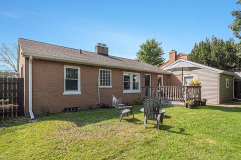 823 Loomis St, Jackson, MI 49202 photo 23