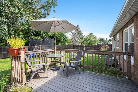 823 Loomis St, Jackson, MI 49202 photo 22