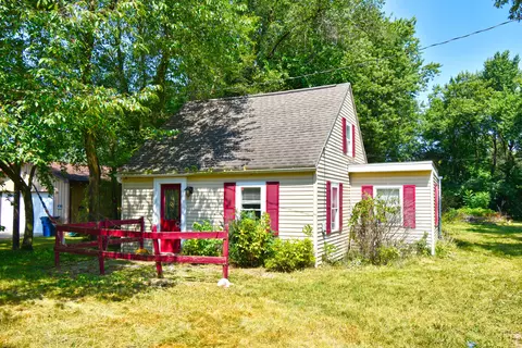 2471 Yankee St, Niles, MI 49120