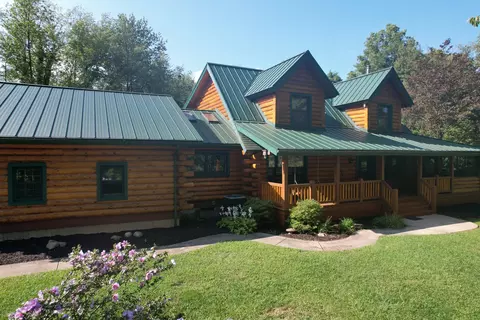 138 E Rose Rd, Coldwater, MI 49036