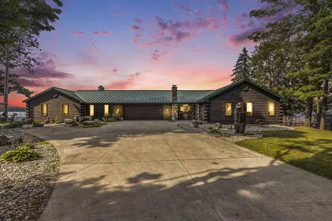 11006 S Shore Dr, Lake, MI 48632