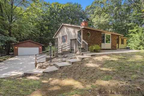 16863 Shady Dunes, Grand Haven, MI 49417