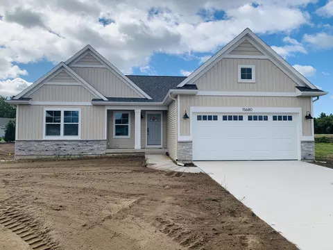 15680 Norwalk Rd, Grand Haven, MI 49417