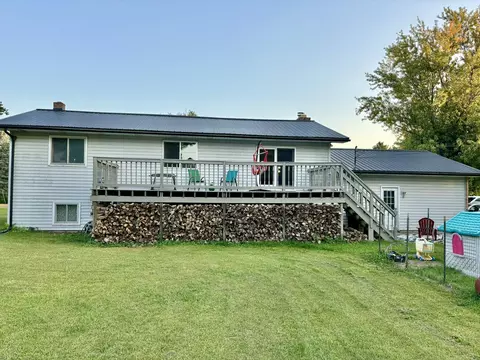 520 W Main St, Edmore, MI 48829 photo 3
