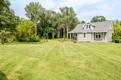 2889 Hochberger Rd, Eau Claire, MI 49111