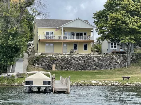 754 S Hill Island Rd, Cedarville, MI 49719