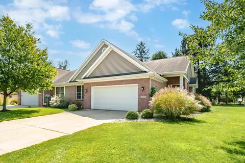 2078 Autumn Crest Ln, Kalamazoo, MI 49008
