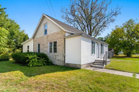 11209 Whitehorn St, Romulus, MI 48174