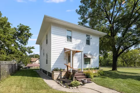 1713 Lane Blvd, Kalamazoo, MI 49001