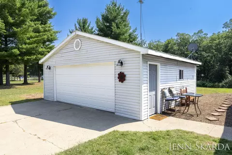424 E Pine Ridge Trl, Newaygo, MI 49337 photo 37