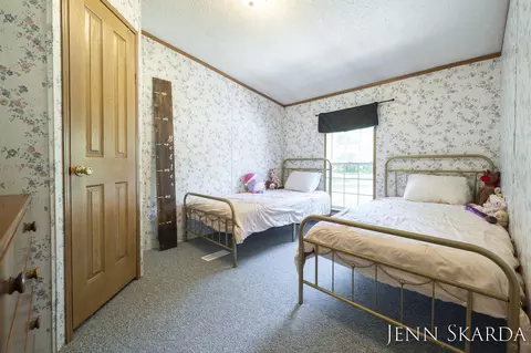 424 E Pine Ridge Trl, Newaygo, MI 49337 photo 23