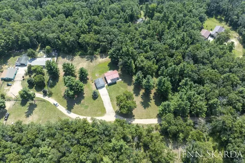 424 E Pine Ridge Trl, Newaygo, MI 49337 photo 6