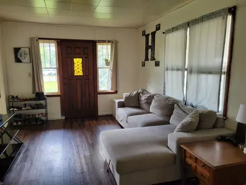 498 W Barton St, Newaygo, MI 49337 photo 6