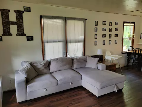 498 W Barton St, Newaygo, MI 49337 photo 7