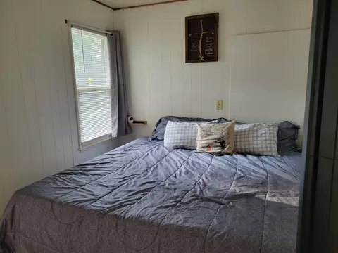 498 W Barton St, Newaygo, MI 49337 photo 17