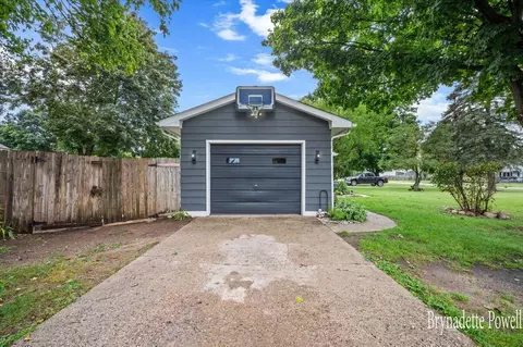 326 E 4th St, Trufant, MI 49347 photo 24