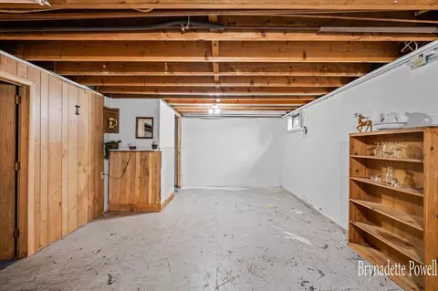 326 E 4th St, Trufant, MI 49347 photo 11