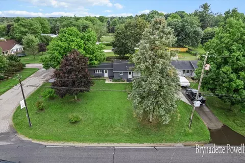 326 E 4th St, Trufant, MI 49347 photo 15