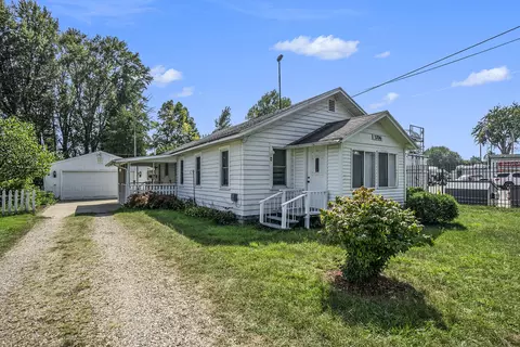 3706 Lake St, Kalamazoo, MI 49048
