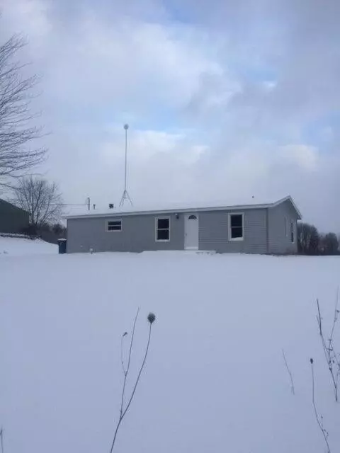 512 N Henkel, Pierson, MI 49339
