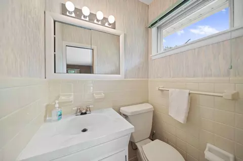 3019 E South St, Jackson, MI 49201 photo 13