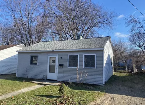 1322 Roselawn Ave, Lansing, MI 48915