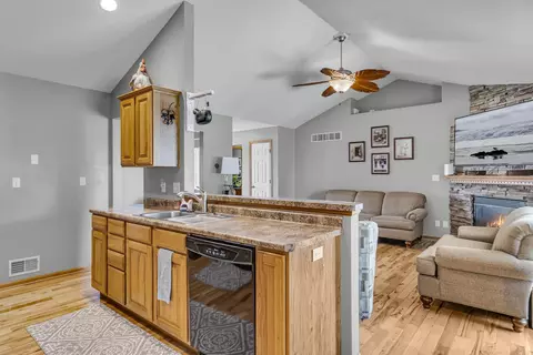 4868 Jacobson Dr, Jackson, MI 49201 photo 10