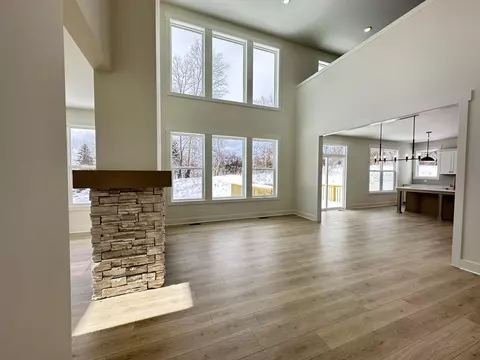 8143 Eagle Peak Dr, Jenison, MI 49428 photo 21