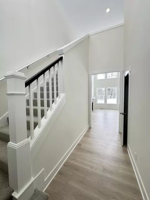 8143 Eagle Peak Dr, Jenison, MI 49428 photo 32